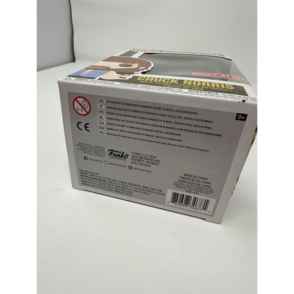 Funko Pop Movies Chuck Norris # 673 TARGET EXCLUSIVE READ - Picture 4 of 4